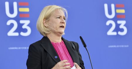 Finlandia. Tysiące Rosjan chcą przejść przez granicę