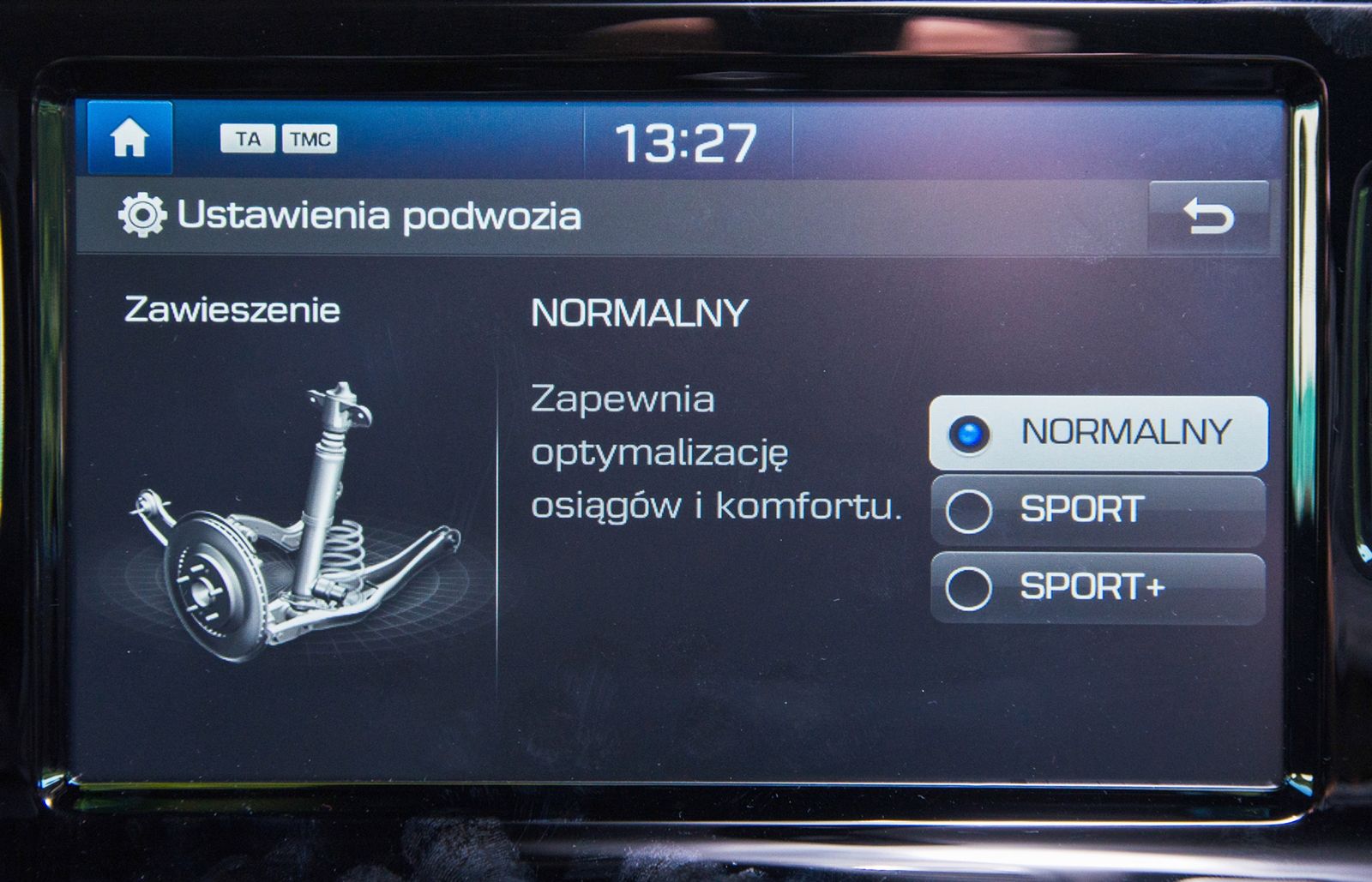 W samochodach sportowych zamiast ustawienia pośredniego, występuje twarde i jeszcze twardsze.