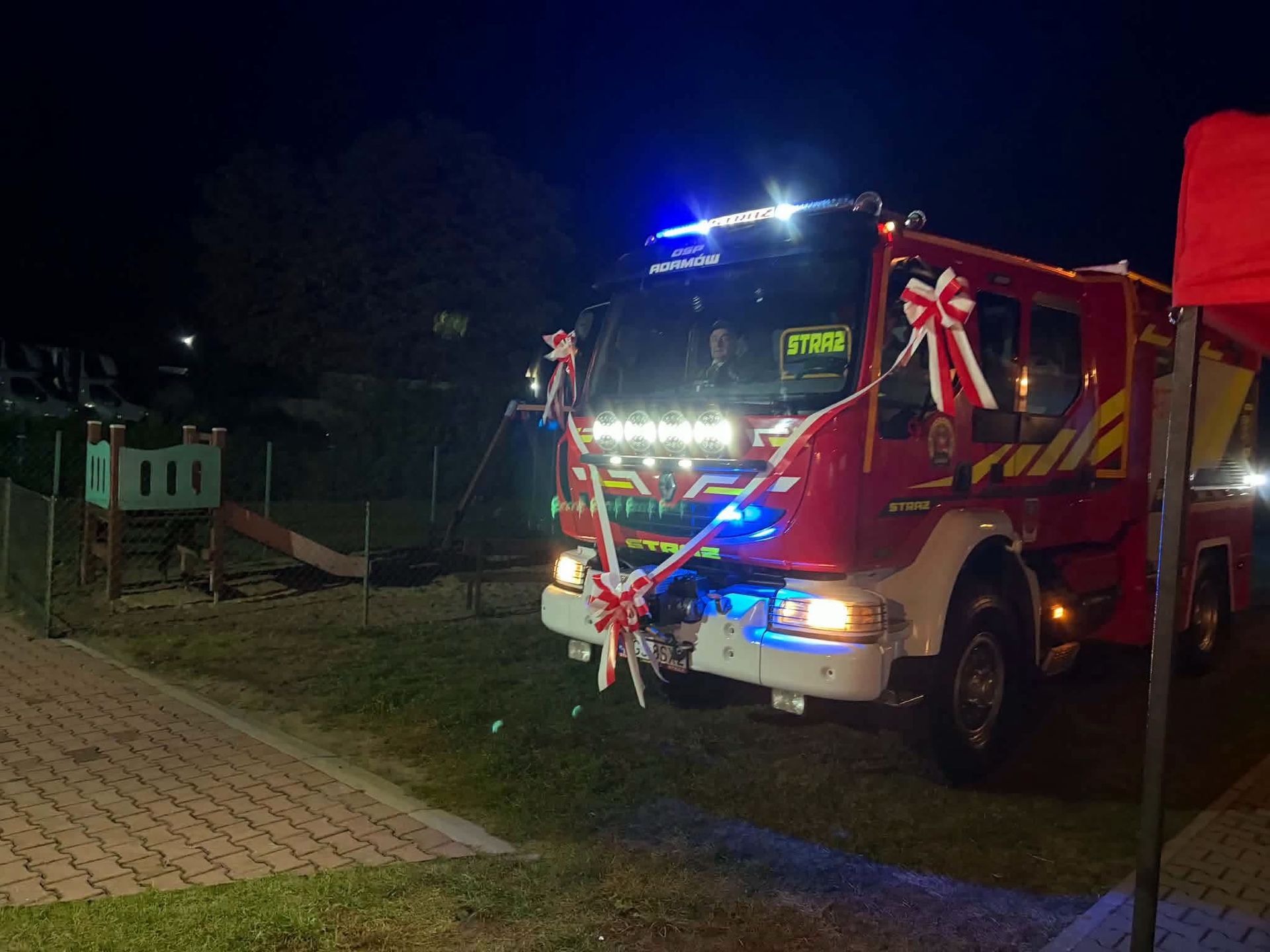 Nowy wóz strażacki w OSP Adamów