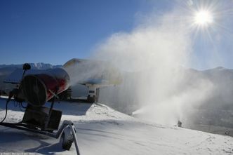 "Armaty przygotowane, czekamy na sygnał". Właściciele stoków liczą koszty, rachunek będzie spory