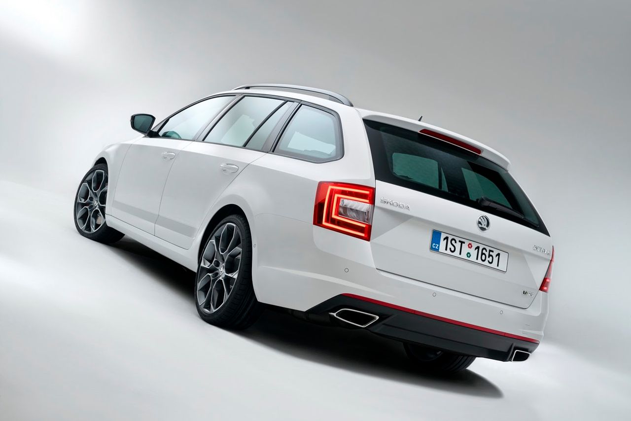 2014 Skoda Octavia RS (49)