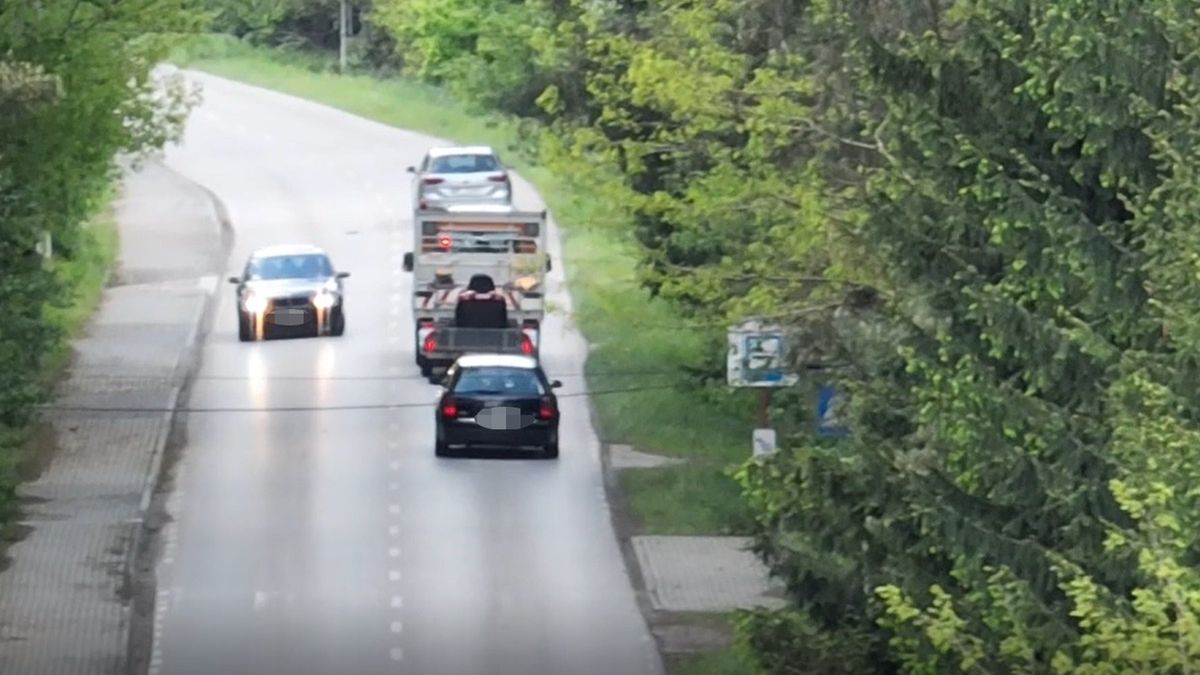 Podczas jednej z ostatnich kontroli policjantów z Piaseczna wspomagał dron
