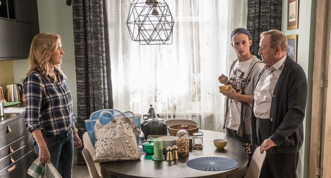 Iza Kuna, Piotr Adamczyk i Kazimierz Kaczor w sponsorowanym przez IKEA miniserialu „Dom pełen zmian” w Polsacie