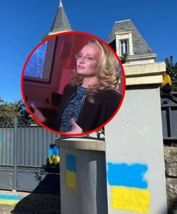 Tak dziś wygląda willa córki Putina. Na bramie pojawiły się ukraińskie flagi