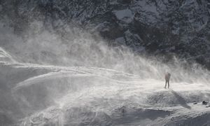 Niebezpiecznie w górach. TOPR ostrzega. Trzeci stopień zagrożenia lawinowego