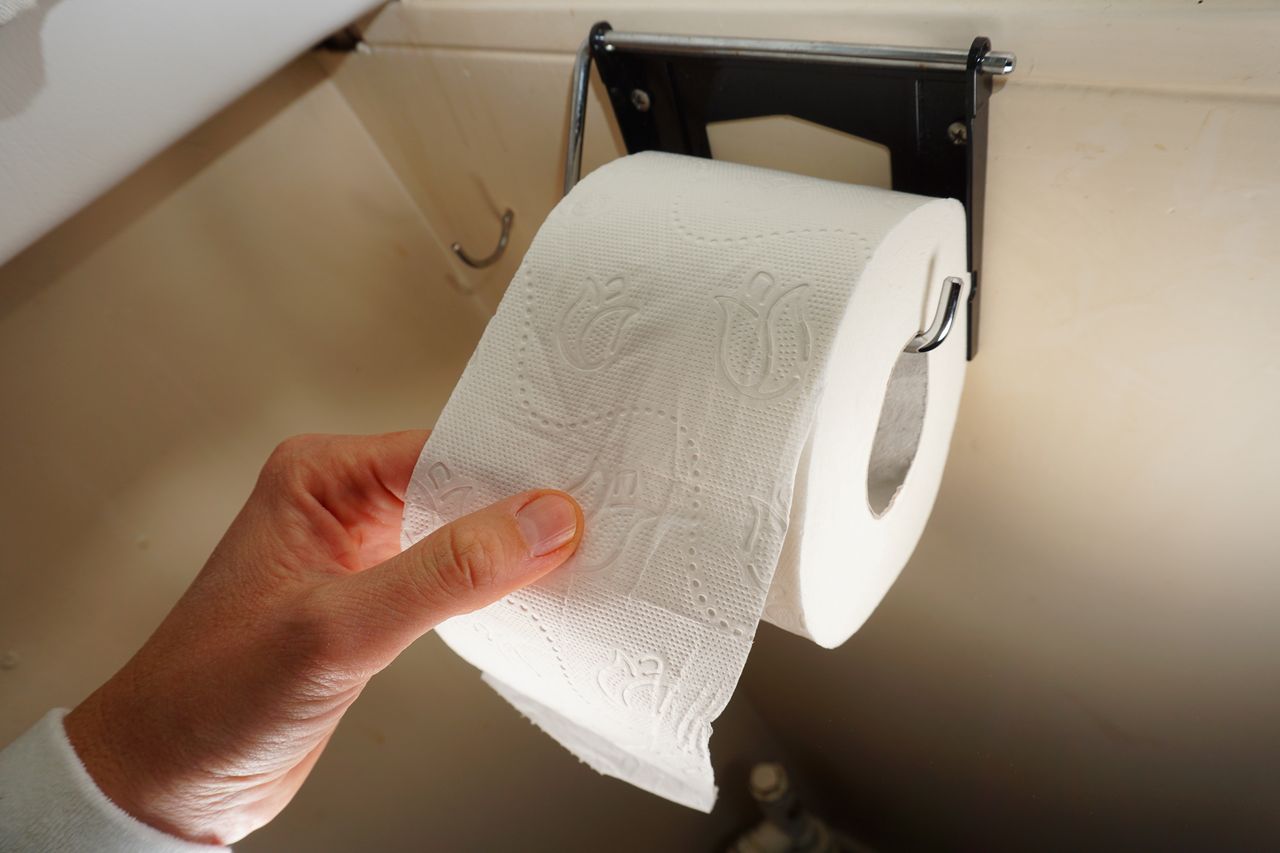 Papier toaletowy można wykorzystać na wiele sposobów