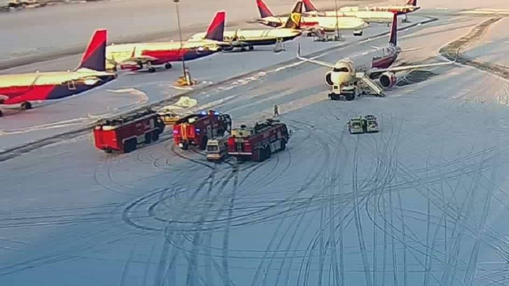 Samolot zderzył się z samochodem