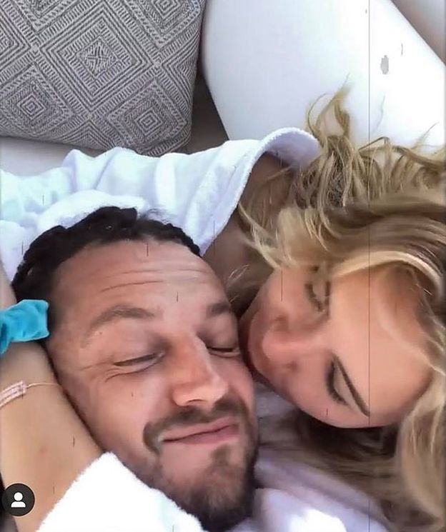 Sandra Kubicka i Baron 