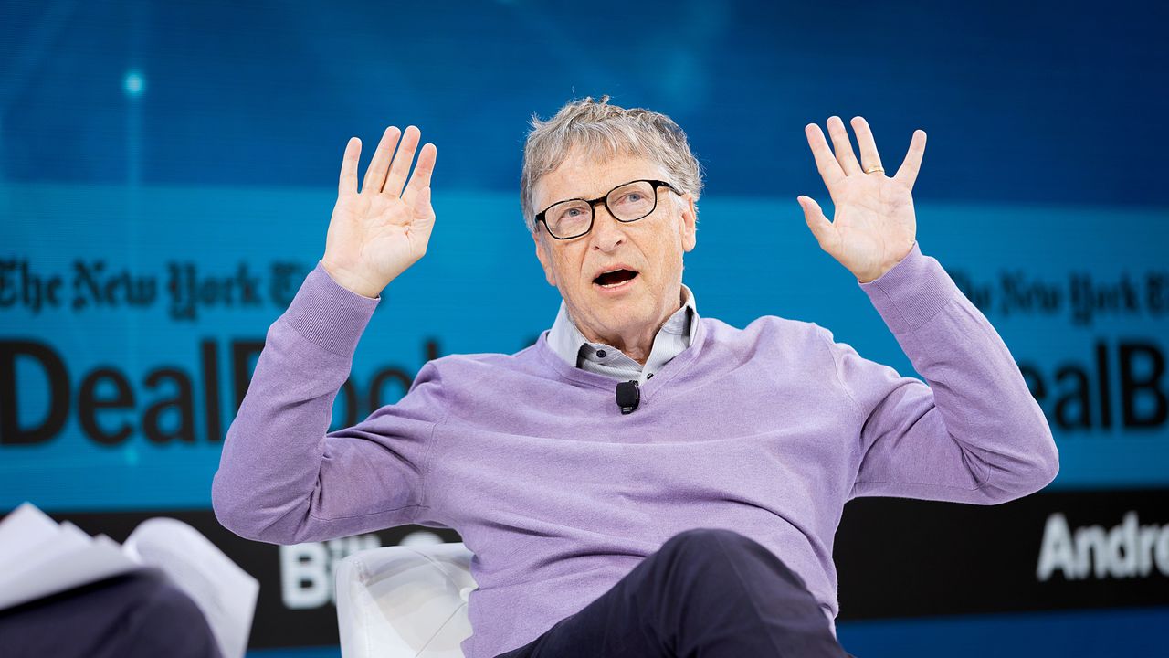 Bill Gates on AI: Why I'd choose Artificial Intelligence today