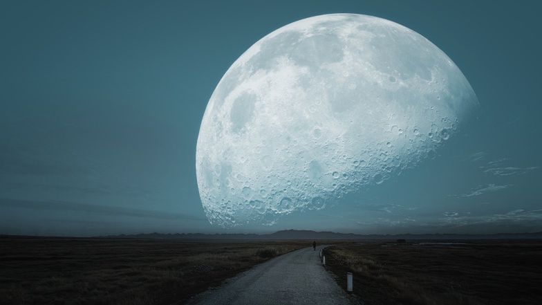 Księżyc Jesiotrów