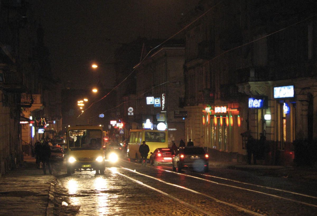 Ulice Lwowa nocą