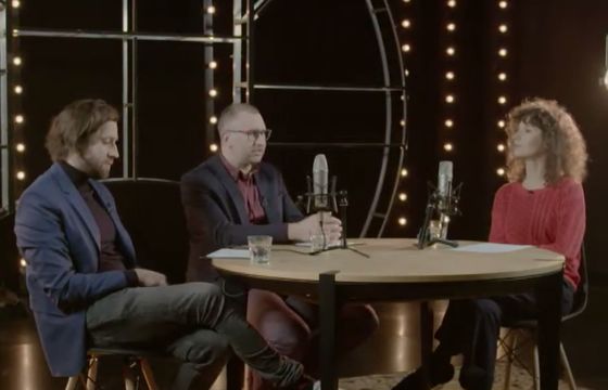 Rozmowy Michała Kempy i Wojciecha Fiedorczuka reklamują serial „Mały zgon” w Canal+ (wideo)