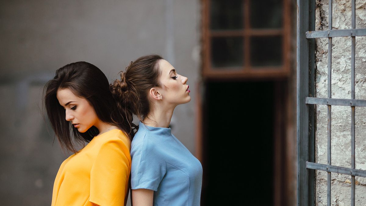 Sukienkę do biura mozesz kupić w przystępnej cenie