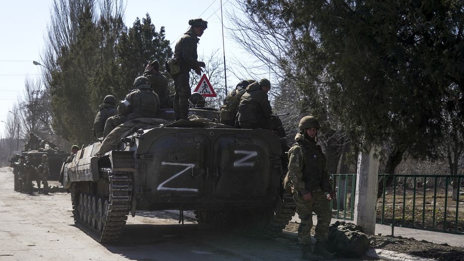 Evacuations from Mariupol continue
MARIUPOL, UKRAINE - MARCH 24: Russian military and pro-Russian separatists keep watch as civilians are being evacuated along humanitarian corridors from the Ukrainian city of Mariupol on March 24, 2022. (Photo by Stringer/Anadolu Agency via Getty Images)
Anadolu Agency
civilians