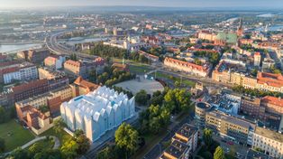 Zbudowany w Szczecinie, miał być dumą niemieckiej floty. Wojna zmieniła wszystko. Niezwykła historia "Empress of Australia"