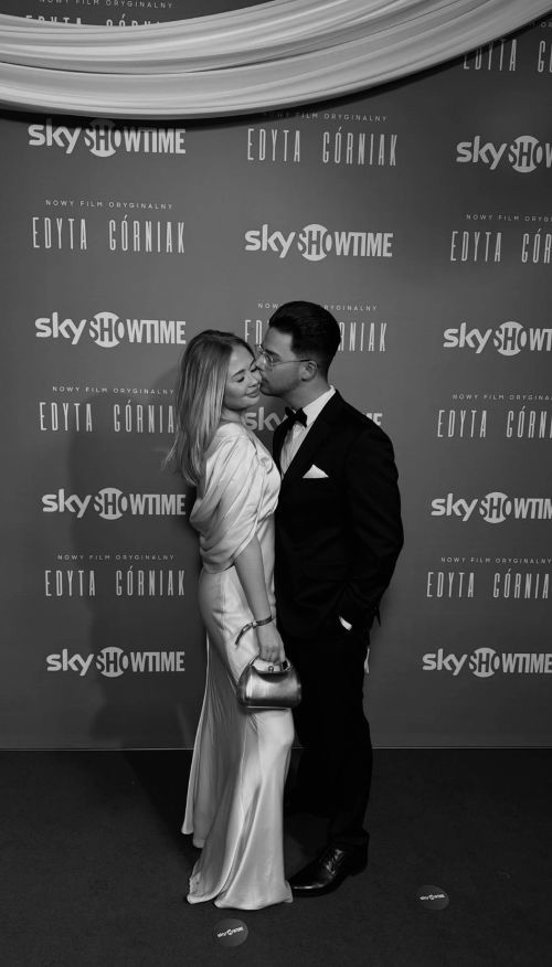 Allan Krupa z ukochaną