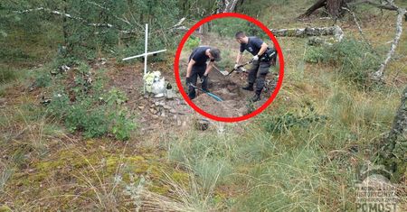 Wystawał niewielki krzyż. Zaczęli kopać. Odkrycie w lesie
