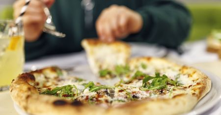 Pizzerie tracą na popularności. Po te dania Polacy sięgają chętniej