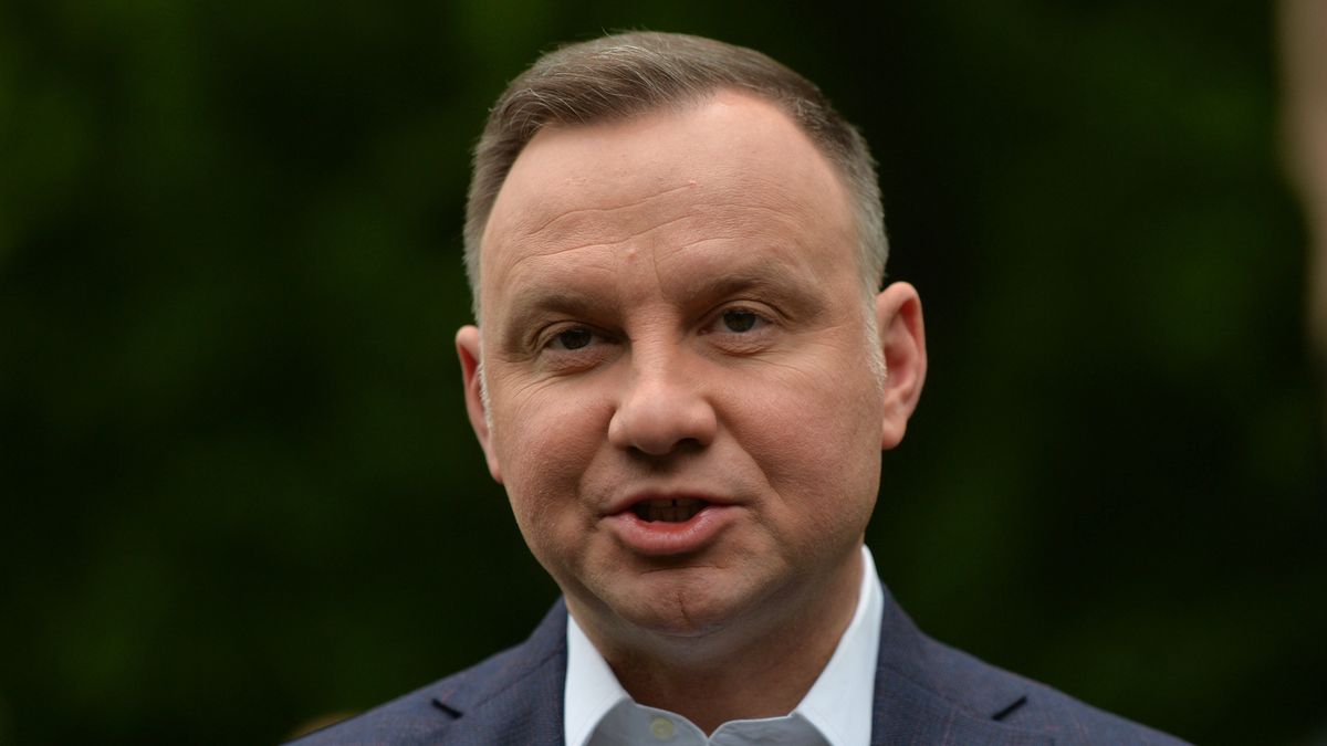 Andrzej Duda składa projekt ustawy. Chce wprowadzenia dodatku solidarnościowego