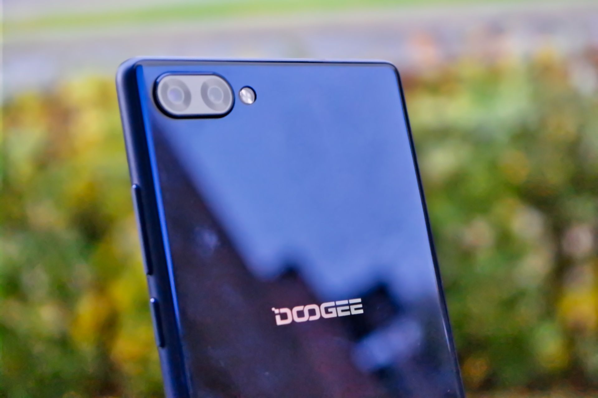 Doogee MIX - minitest niedrogiego "bezramkowca" 11