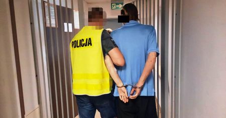 Zastraszył "zakażoną" strzykawką obywatela Białorusi. Następnie go okradł