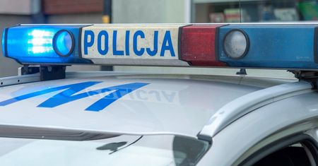 Wójt miał 2,4 promila alkoholu we krwi. Wjechał w ogrodzenie