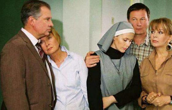 Kto dzisiaj ogląda „Klan”? Zapytaliśmy twórczynię profilu promującego serial na Instagramie oraz badaczkę popkultury