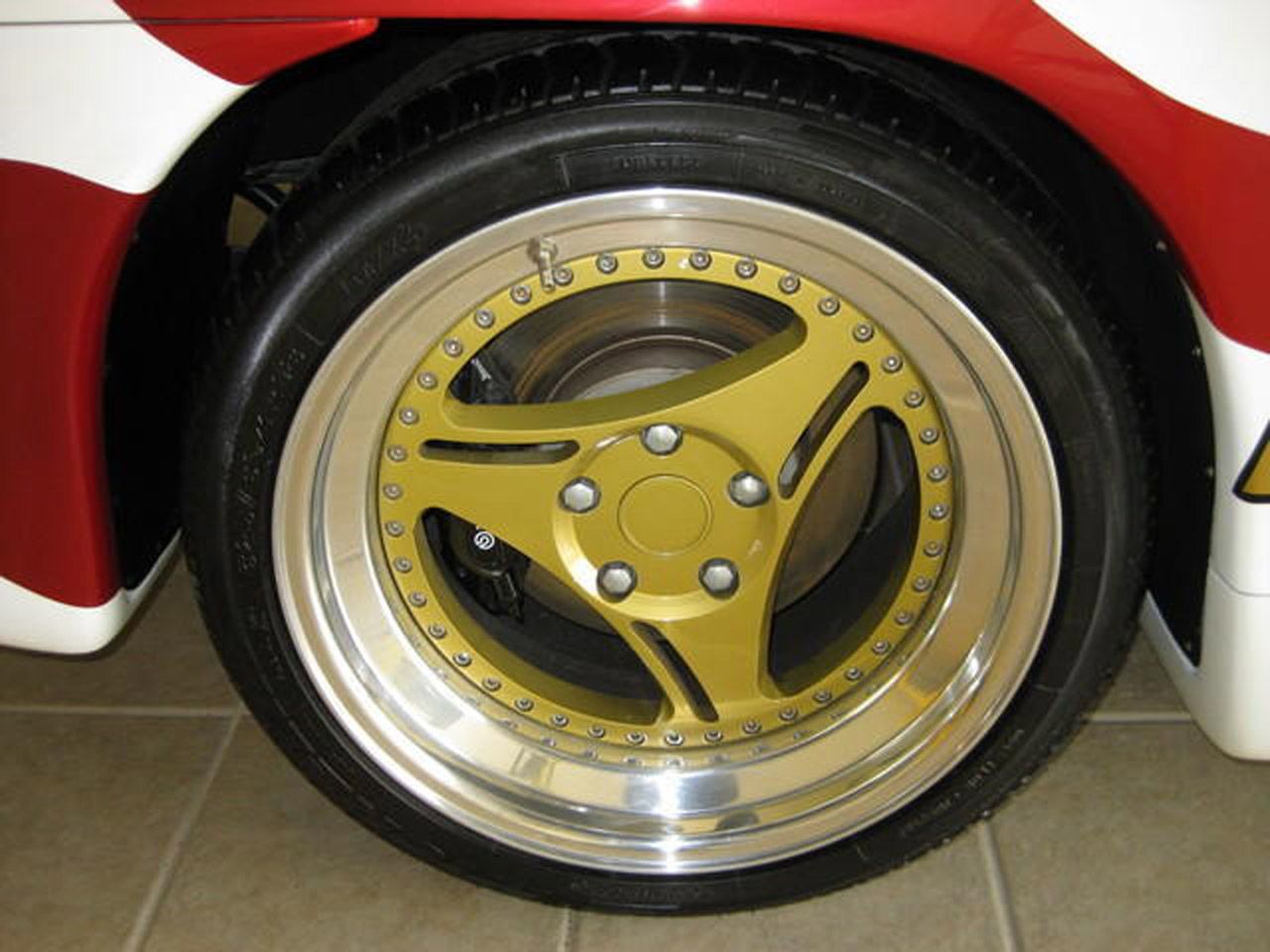 Vector M12.7