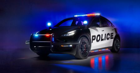 Policjanci w USA przesiadają się do tesli. Wymienią całą flotę