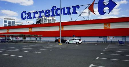 Francuski styl życia w Carrefourze. "Drugi produkt 50 procent taniej"