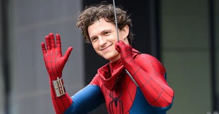 Wstrząs mózgu i szpital. Tom Holland zabrany z planu "Spider-Mana"