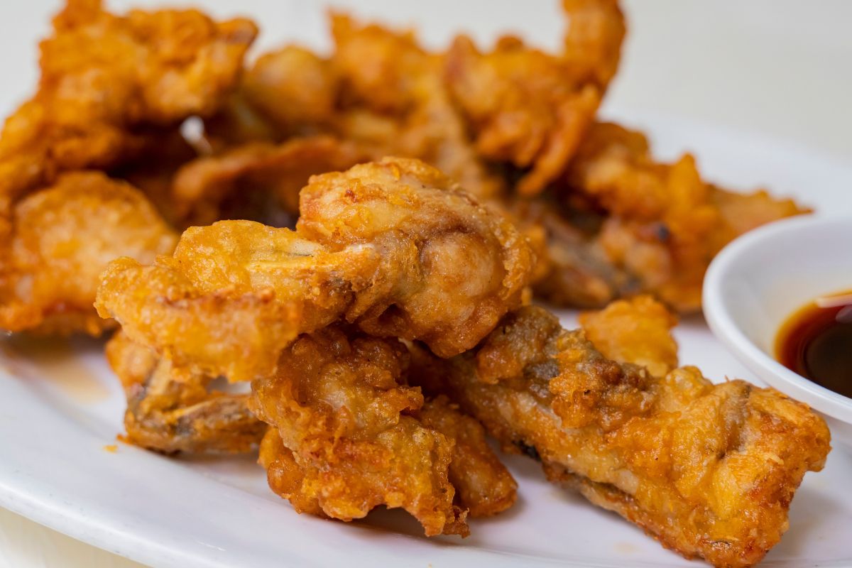 Fried frog legs