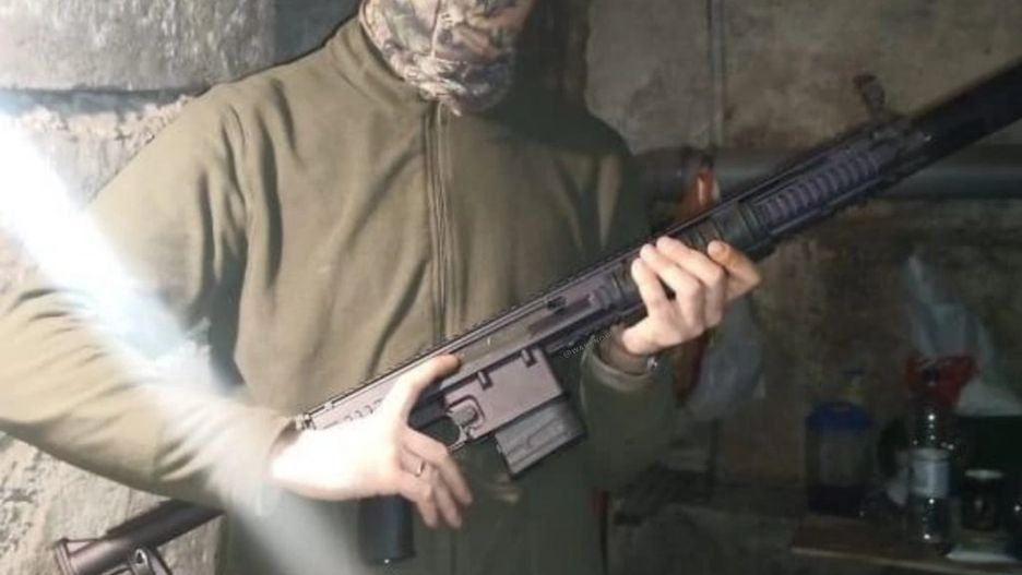 Wagnerowiec z karabinem MT-566.