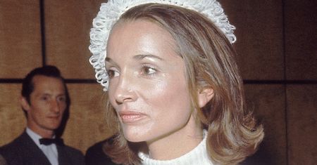 W USA nie było arystokracji, więc panny z elit marzyły o ślubie ze szlachcicem z Europy. Jedną z nich była młodsza siostra Jackie Kennedy, Lee Bouvier