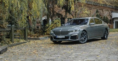 Test BMW 745Le xdrive: w wersji hybrydowej urzeka komfortem