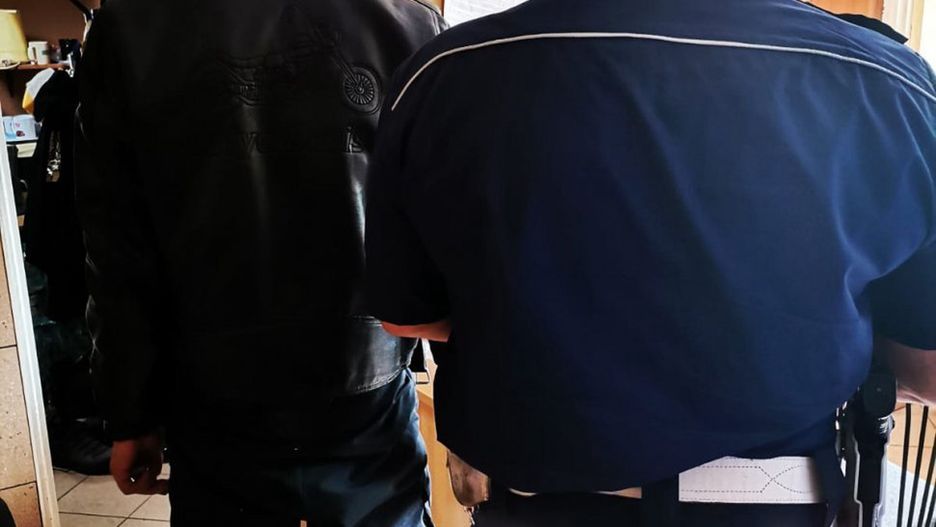 Jastrzębie-Zdrój. Zaproponował policjantom 10 tys zł.