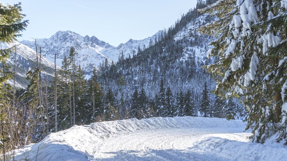 Droga do Morskiego Oka zimą