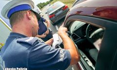 Nowa Ruda. Jechał samochodem mając 3 promile alkoholu we krwi. Miał dożywotni zakaz prowadzenia pojazdów