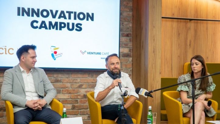 Warszawa. Kampus Innowacji już działa. Spotkanie dyrektora Fundacji Venture Café Warsaw i wiceprezydenta stolicy