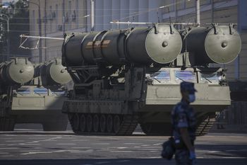 Metodyczna eliminacja rosyjskiej obrony. Ukraińskie drony dopadły S-300W