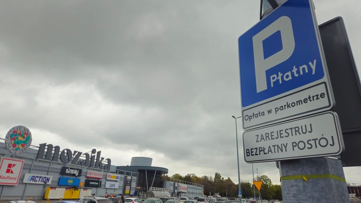 Płatny parking przy Galerii Mozaika w Lublinie