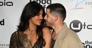 Priyanka Chopra ze swoim młodszym o 11 lat mężem obsypywali się czułościami na czerwonym dywanie