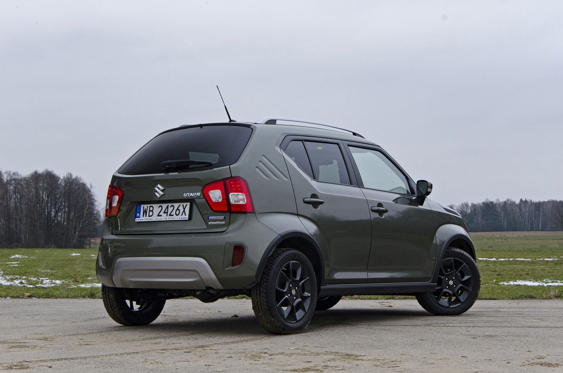 Suzuki Ignis i Toyota Yaris Cross