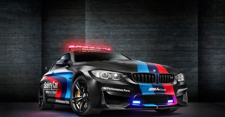 BMW M4 Coupé MotoGP Safety Car (2015) z silnikiem z wtryskiem wody