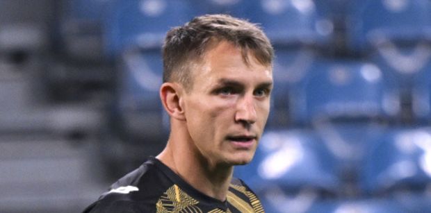 Osobiste wyznanie Jakuba Rzeźniczaka: "W wieku 39 lat pisze do ciebie kobieta, że jest twoją siostrą, a twój ojciec w 2010 r. się powiesił"