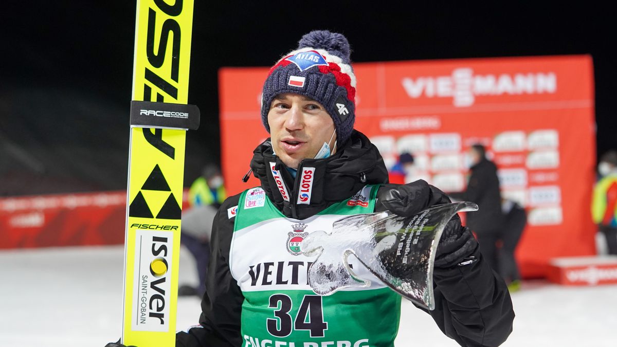 ENGELBERG, SWITZERLAND - DECEMBER 19: (BILD ZEITUNG OUT) Kamil Stoch of POL ,celebrates,medal ceremony during the Men's HS140 at the Viessmann FIS Ski Jumping World Cup at on December 19, 2020 in Engelberg, Switzerland. (Photo by Daniela Porcelli/DeFodi Images via Getty Images)