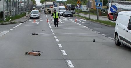 Śląskie. Jedno auto się zatrzymało, drugie nie. 12-latek w Żorach potrącony na pasach