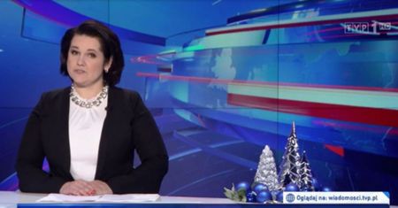 Mogli sobie odpuścić. "Wiadomości" uderzyły nawet w święta