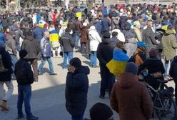 Rosjanie użyli gazu łzawiącego przeciw protestującym w okupowanym Chersoniu