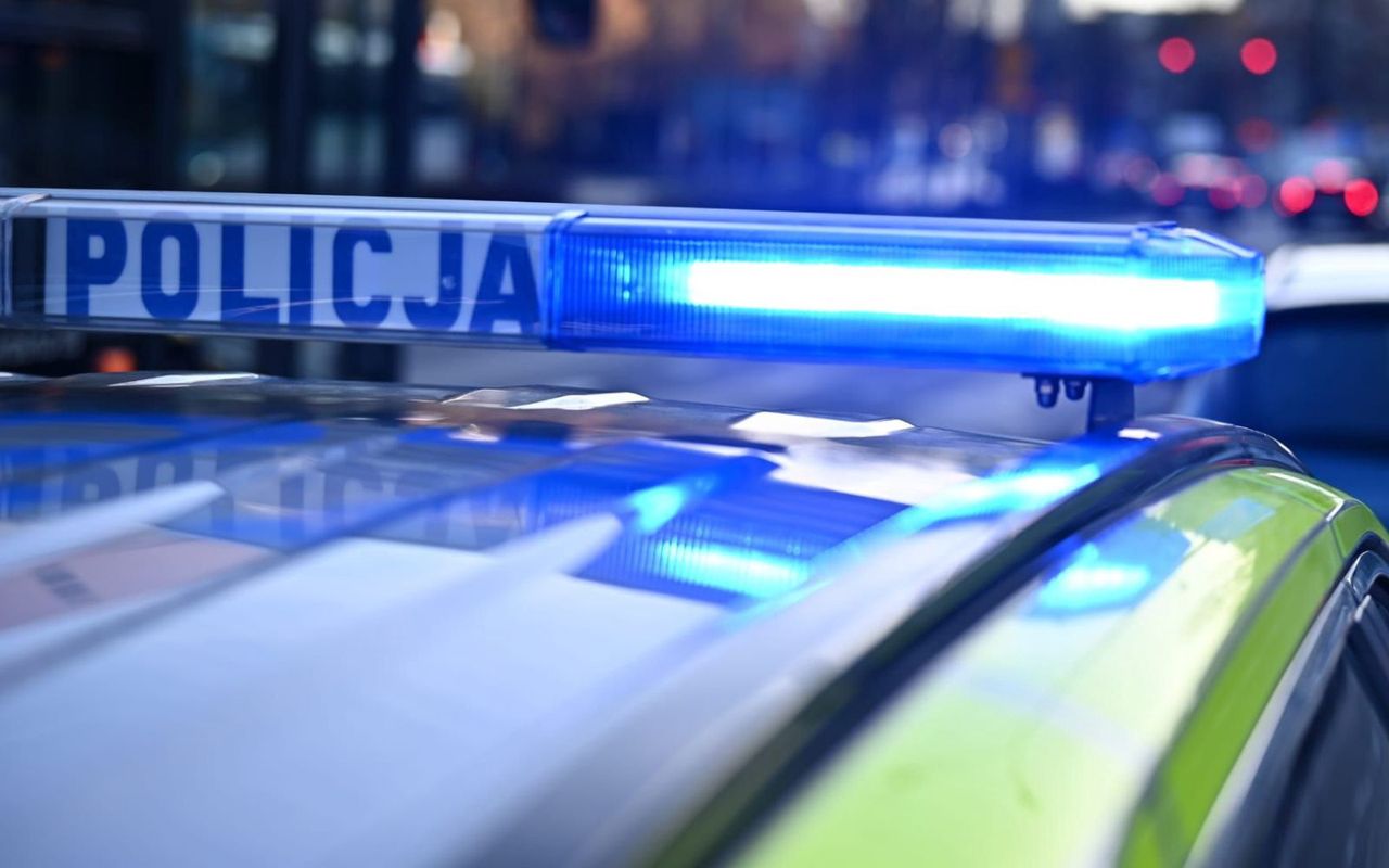 Rzeszów. Bus zderzył się z osobówką. Pasażerka zaczęła rodzić